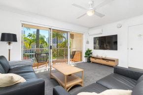 Coastal Calm Retreat, Surfers Paradise